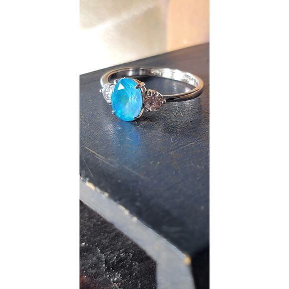 Stunning Rhodium-Plated Size 10.5 Ring with Blue Gemstone and Diamond Accents - Picture 7 of 12